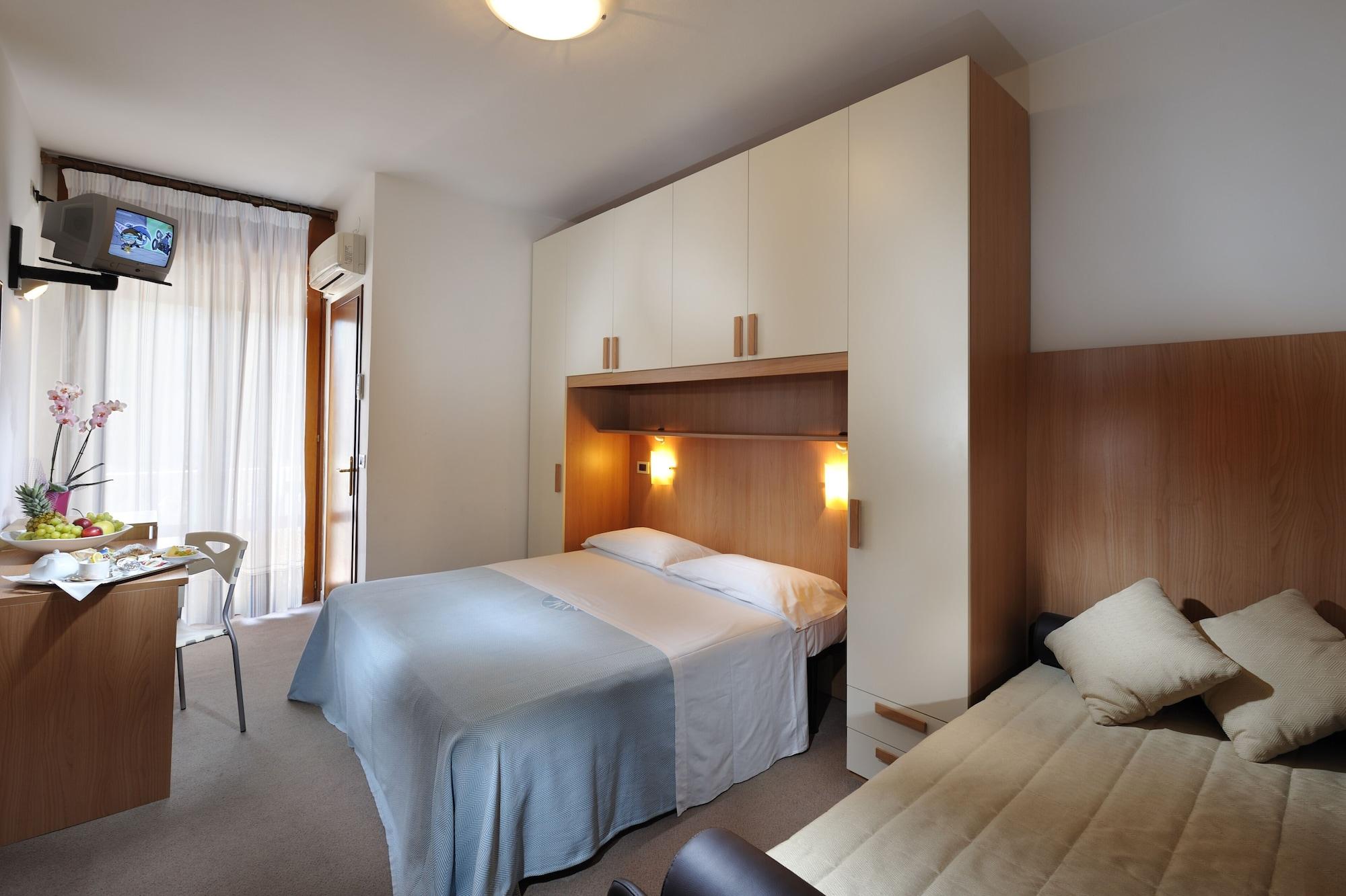 Hotel Danieli Бібіоне Екстер'єр фото