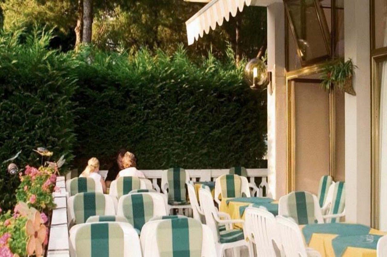 Hotel Danieli Бібіоне Екстер'єр фото